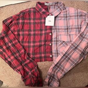 Ladies size, small mid drift buttoned shirt